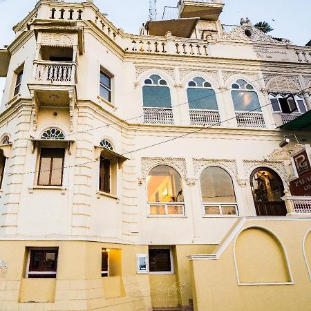Palace On Ganges - Heritage Hotel Varanasi Eksteriør billede