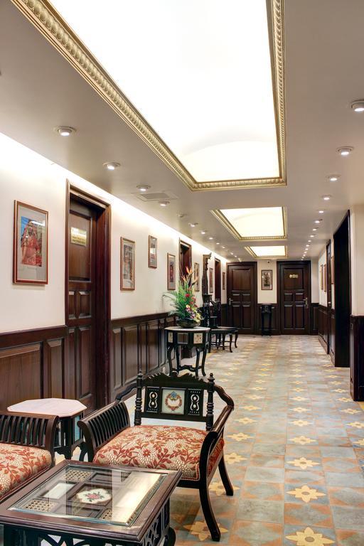 Palace On Ganges - Heritage Hotel Varanasi Eksteriør billede